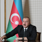 Aliyev Qorabog‘da urushni to‘xtatishga tayyorligini aytdi