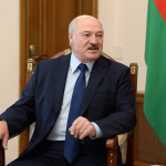 Лукашенко коронавирус устидан ғалаба қозонилганини эълон қилди