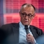 Мерц Украина қуролларидан масофа чеклови олиб ташланганини айтди