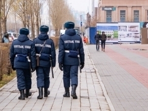 Эронга ҳужум: Қозоғистон куч тузилмалари тун-у кун иш режимига ўтди