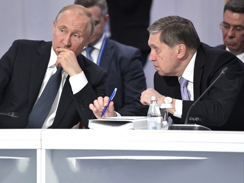 Putin muzokaralarga “og‘ir vaznlilar jamoasi”ni jalb qildi