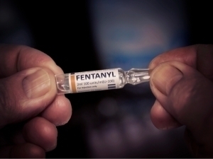 АҚШда фентанил расман оммавий қирғин қуроли деб тан олинди (видео)