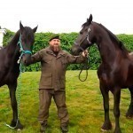 Ramzan Kadyrov presents two horses to Shavkat Mirziyoyev (video)