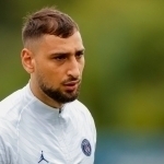 Milanda Donnarummaga soxta pullar sochiladi