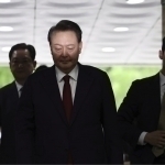 Janubiy Koreya sobiq prezidentining uyida tintuv o‘tkazildi 