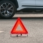 Olmazorda yuk mashinasi boshqaruvni yo‘qotib, 3 ta transport vositasiga borib urildi