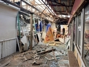 Россия Украинадаги бозорга зарба берди. 5 киши ҳалок бўлди