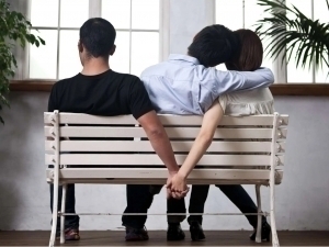 Turkiyalik erining amakivachchasi bilan xiyonat qilgan o‘zbekistonlik kelinga jarima belgilandi