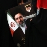 Eron Oliy rahbarining ahvoli qandayligi aytildi