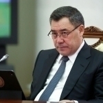 Japarov prezidentlik sayloviga aralashgan amaldorlarni ishdan haydashni buyurdi