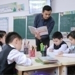 Til sertifikati yo‘q o‘qituvchilarning vaqtinchalik ishlashiga ruxsat berildi