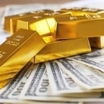 Ўзбекистоннинг олтин-валюта захиралари 2 млрд доллардан кўпроққа камайди