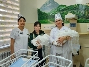 O‘zbekistonda siam egizaklari shoshilinch operatsiya orqali ajratib olindi