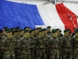 Франция Украинага қўшин киритишга тайёрлигини билдирди