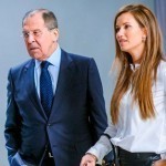 Gruziyaliklar Lavrovning qiziga tuxum uloqtirdi