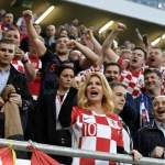 Xorvatiya prezidenti terma jamoa o‘yinini maydonda tomosha qildi