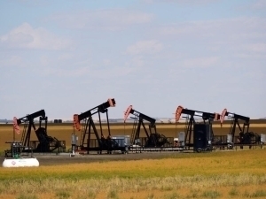 АҚШ ва Эрон тўқнашуви фонида нефть нархи кескин ошди