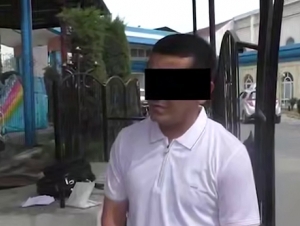 Фарғонада ўқишга киритишни ваъда қилган мансабдор қўлга тушди (видео)
