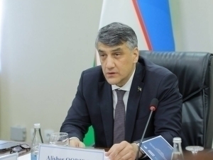 “G‘ururingizga o‘t tushdi”. Alisher Qodirov futbolchilarni keskin tanqid qildi