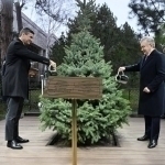 O‘zbekiston va Paragvay Prezidentlari Ko‘ksaroyda daraxt ekdi