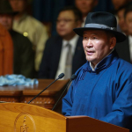 Mongoliya Prezidenti karantin fonida selfi tushdi