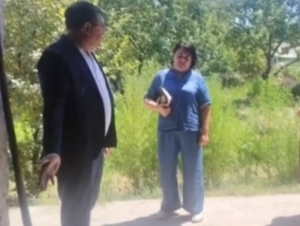 “Tozalik reydi” o‘tkazgan hokim ustidan xizmat tekshiruvi o‘tkazish so‘raldi