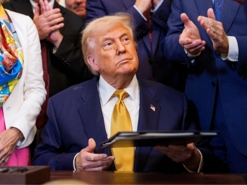 Tramp pedofiliyadagi tuhmat uchun WSJ’dan pul talab qildi