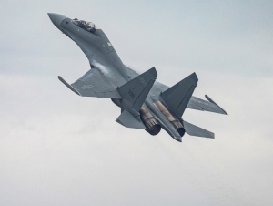 Rossiyada harbiy samolyot qulab tushdi. Qurbonlar bor