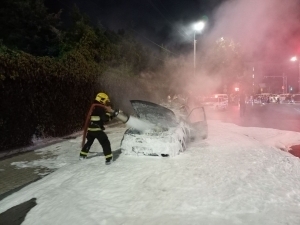 Car catches fire in Chilanzar district