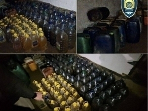 A person illegally selling AI-80 gasoline was identified in Nukus
