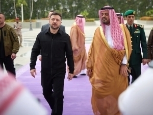 Zelenskiy kutilmaganda Saudiya Arabistoniga bordi
