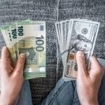 Dollarning rasmiy kursi pasaydi