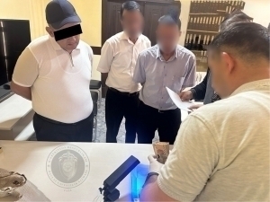 Бухорода бюджет пулидан “откат” олишга уринган бухгалтерлар ушланди