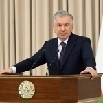 Prezident “Boysun”, “Shalola”, “Boychechak”, “Chor-qarsak”, “Bulbuli-go‘yo” badiiy jamoalariga e’tibor qaratdi 