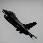 F-16 samolyotining Ukraina osmonida qulashi Rossiya zarbasining natijasi emas – Pentagon