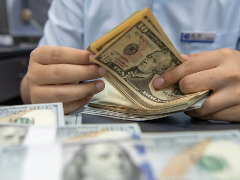 Endi bankdan pasportsiz 500 dollargacha pul olish mumkin