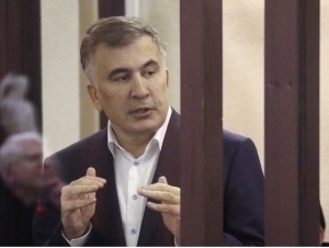 Суд собиқ президент Саакашвили иши бўйича яна бир қарор чиқарди
