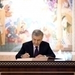 Shavkat Mirziyoyev visits the State Museum of the History of the Timurids