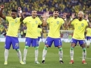 Бразилия мундиал учун сафар либосини тақдим этди