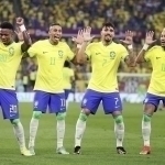Braziliya mundial uchun safar libosini taqdim etdi