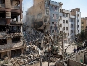 Eronga hujum oqibatida halok bo‘lgan ayollar va bolalar 400 dan oshdi