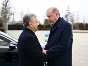 Эрдўған Шавкат Мирзиёевни тантанали кутиб олди