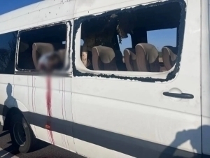 Россия Украинада йўловчи автобусини нишонга олди. Қурбонлар бор