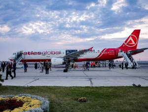 Истанбул-Бухоро йўналишидаги илк чартер рейс муваффақиятли амалга оширилди