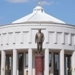 Toshkentdagi memorial majmua hududi ochiq jamoat parkiga aylantiriladi