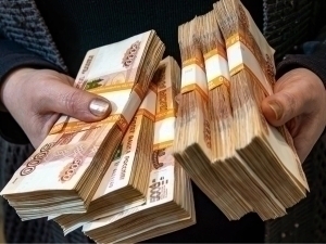 Путин Россиядан Ўзбекистонга 1 млн рублдан ортиқ нақд пул олиб чиқишни тақиқлади