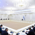 Olis hududlarga ishga borgan bitiruvchilarga yordam puli va uy ajratiladi