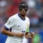 Niqob bilan Mbappe o‘z imkoniyatlarining 60 foizinigina ko‘rsata oladi – Riki