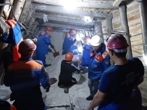 Qirg‘izistonda konchilarni tuproq bosib qoldi