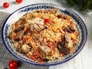 Where is the cheapest plov sold in Uzbekistan?